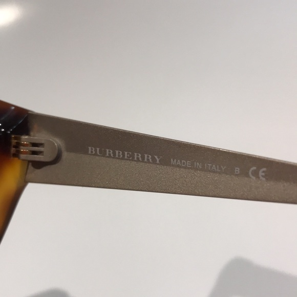 Burberry sunglasses - Picture 4 of 6